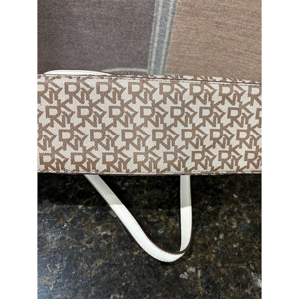 DKNY Bryant Park Monogram Satchel Shoulder Bag Tan White Silver Chain - Picture 6 of 9